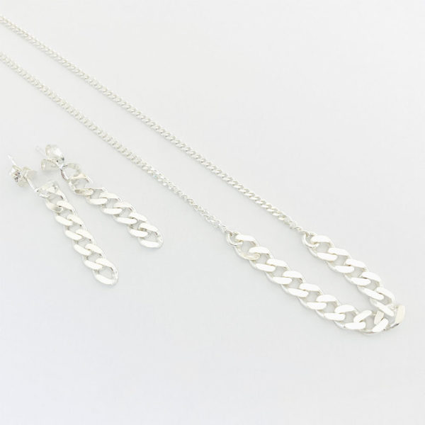 Chain Link Earrings in Sterling Silver by Seventysixdesign.