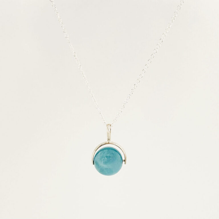 Spinning Morganite Pendant - Bright Blue