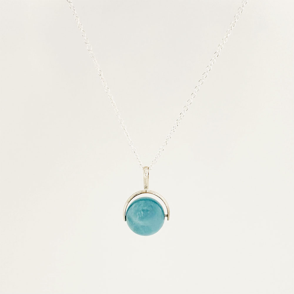 Spinning Morganite Pendant - Bright Blue